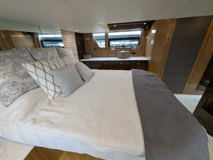 Emilia Yacht Photos Pics Luxurious bedroom in the 2022 Cruisers Yachts 54 Cantius model.