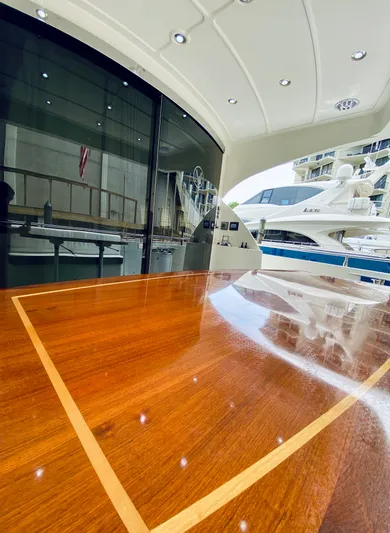 Title Wave Yacht Photos Pics 