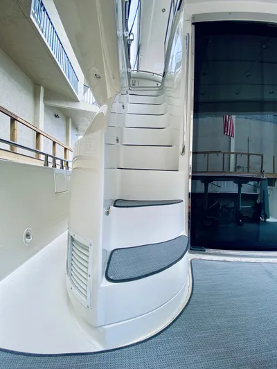 Title Wave Yacht Photos Pics 