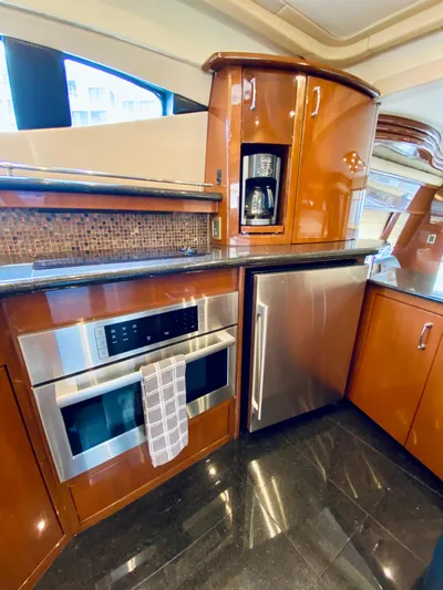 Title Wave Yacht Photos Pics 