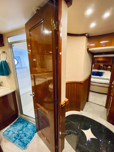 Title Wave Yacht Photos Pics 