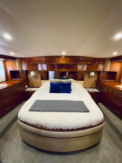 Title Wave Yacht Photos Pics 