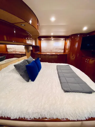 Title Wave Yacht Photos Pics 