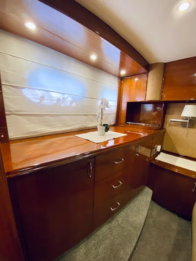 Title Wave Yacht Photos Pics 