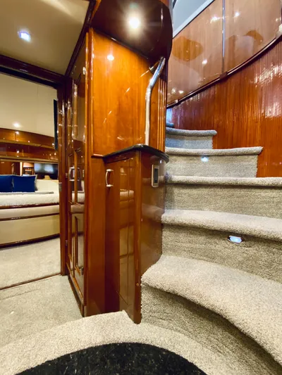 Title Wave Yacht Photos Pics 