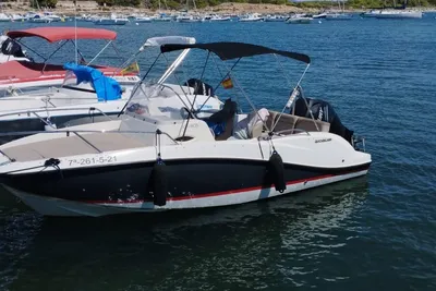 2016 Quicksilver Activ 605 Sundeck