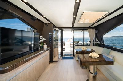 Yacht