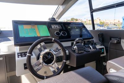 Yacht
