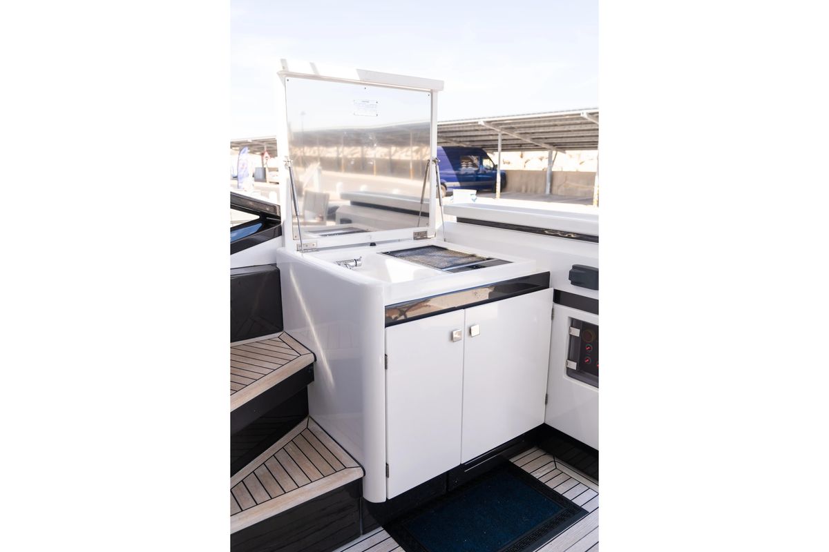 2019 Azimut 71 