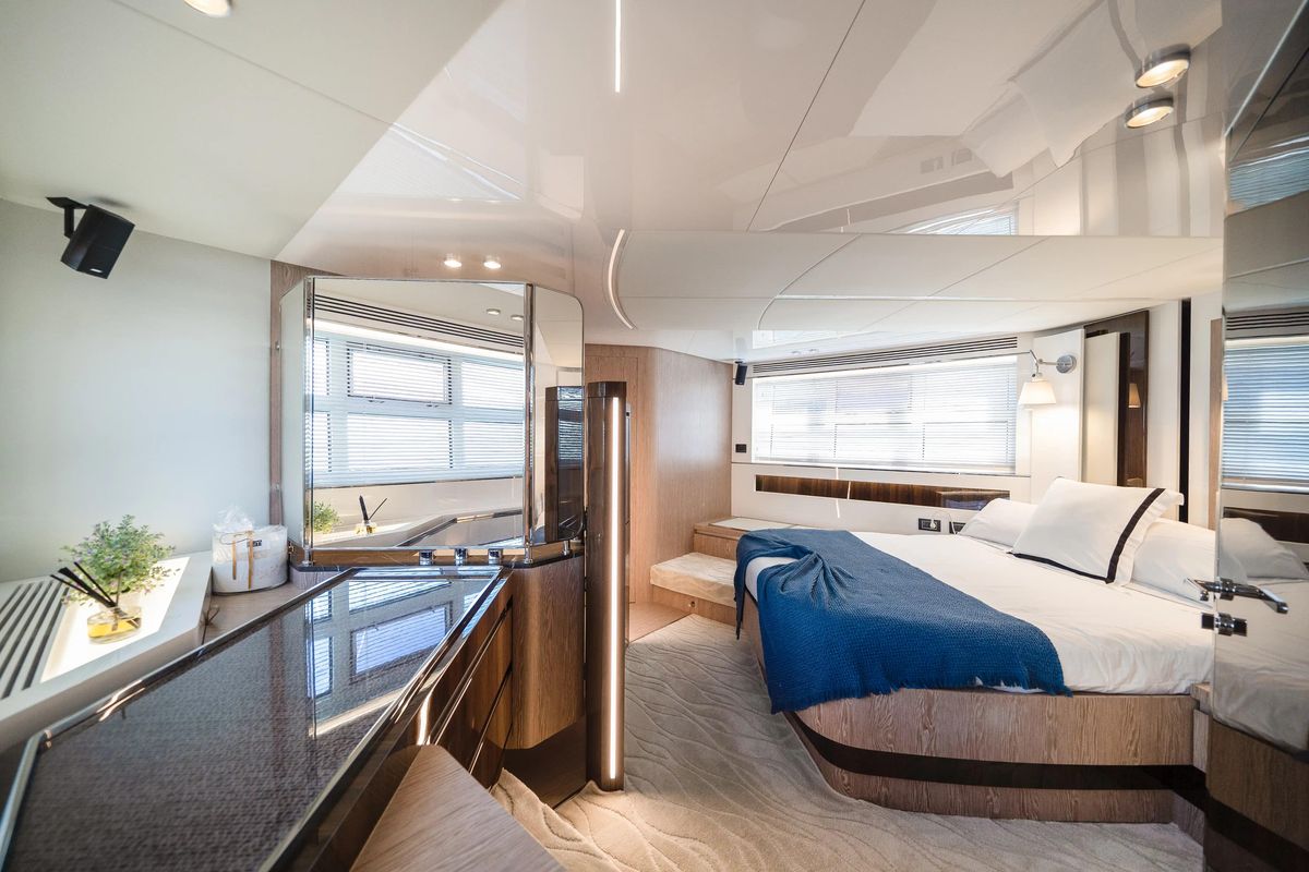 2019 Azimut 71 