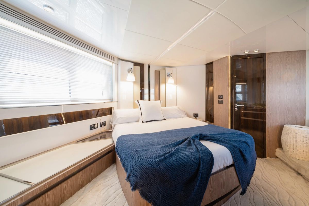 2019 Azimut 71 