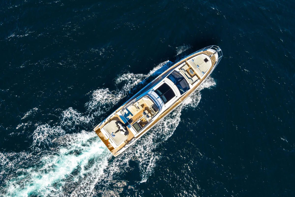 2019 Azimut 71 