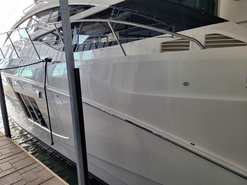 2017 Sea Ray L590 Fly
