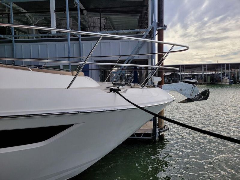 2017 Sea Ray L590 Fly