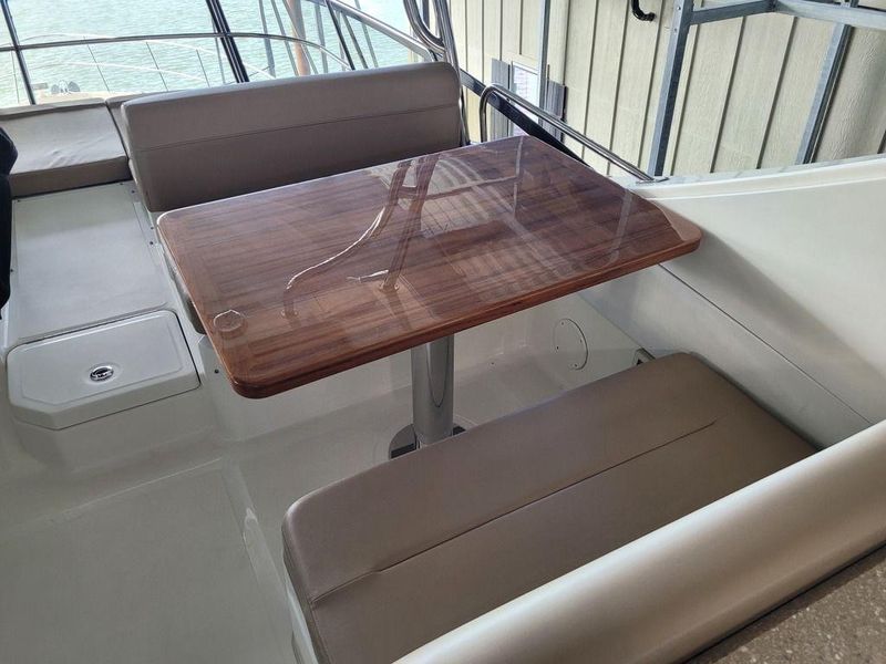 2017 Sea Ray L590 Fly