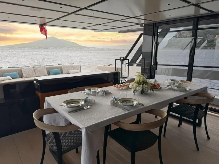 Sherpa 80 Xl Yacht Photos Pics 