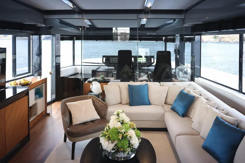 Sherpa 80 Xl Yacht Photos Pics 