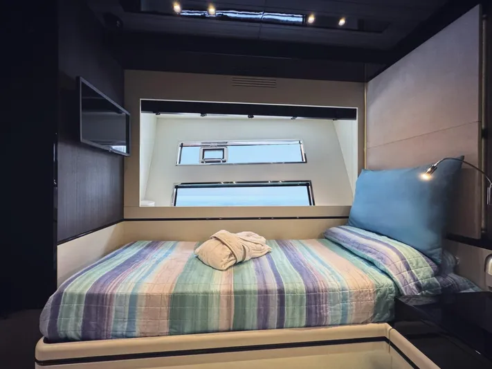 Sherpa 80 Xl Yacht Photos Pics 