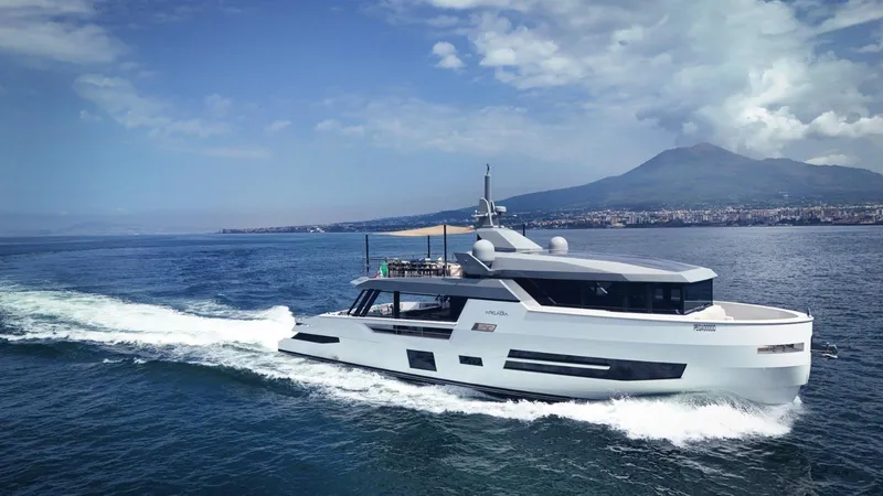 Sherpa 80 Xl Yacht Photos Pics 