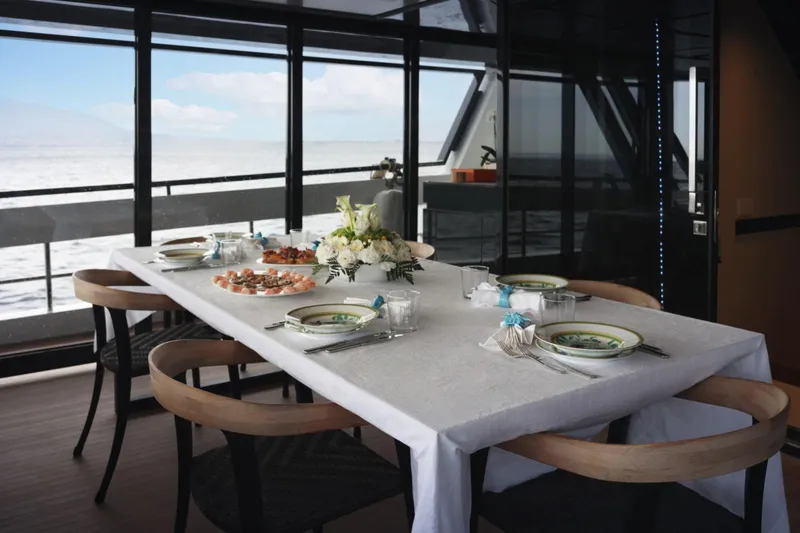 Sherpa 80 Xl Yacht Photos Pics 