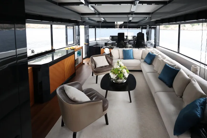 Sherpa 80 Xl Yacht Photos Pics 