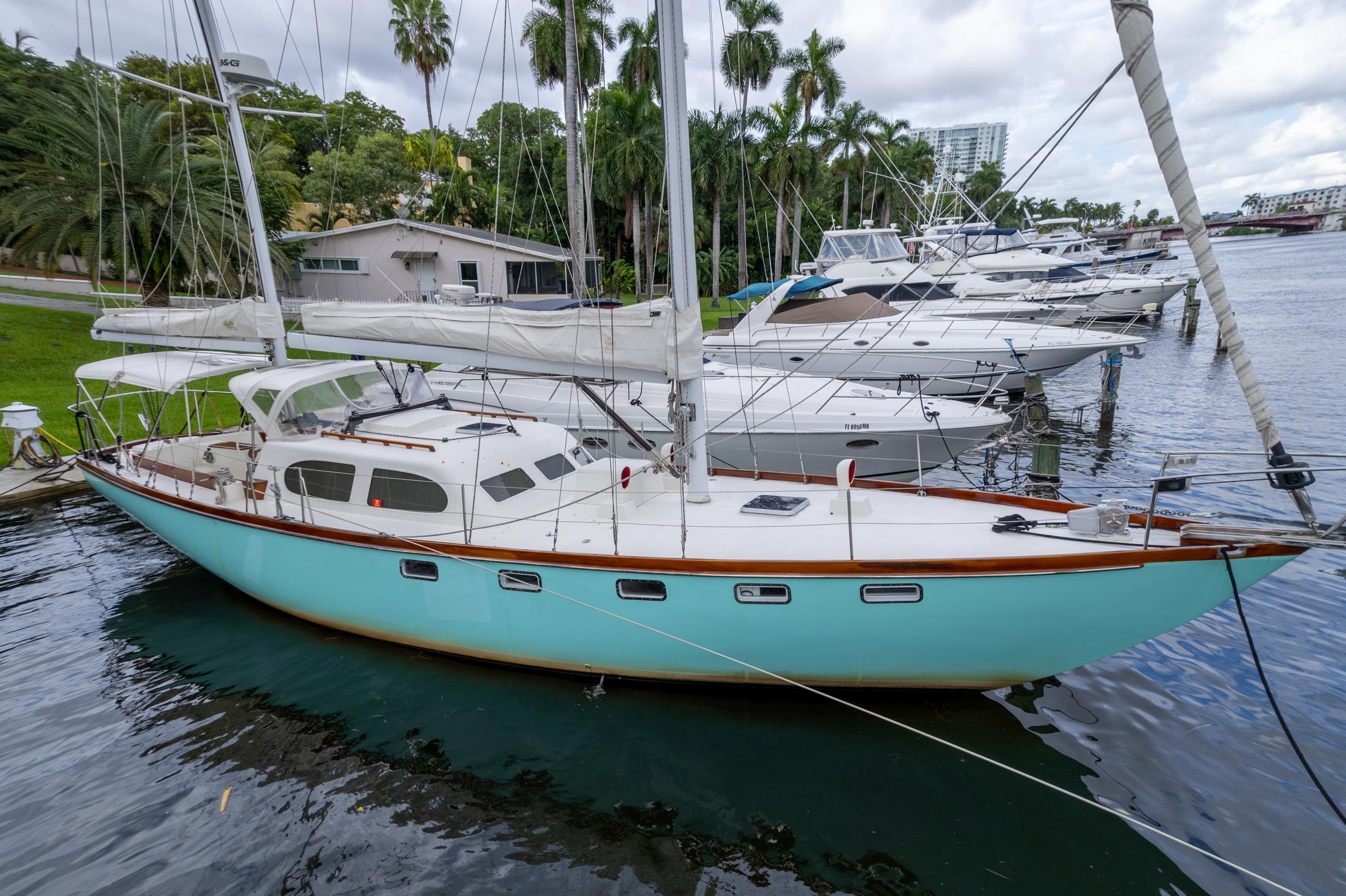 1965 Pearson 44 Countess Ketch Deck Saloon for sale YachtWorld