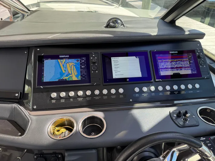 Inception Yacht Photos Pics Dashboard of 2023 Monterey 385 SS with Simrad displays.