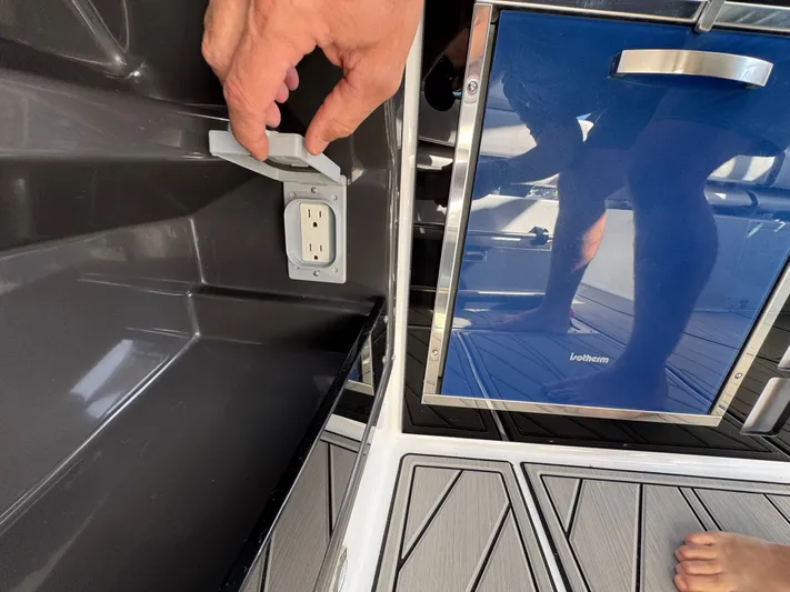 Inception Yacht Photos Pics 