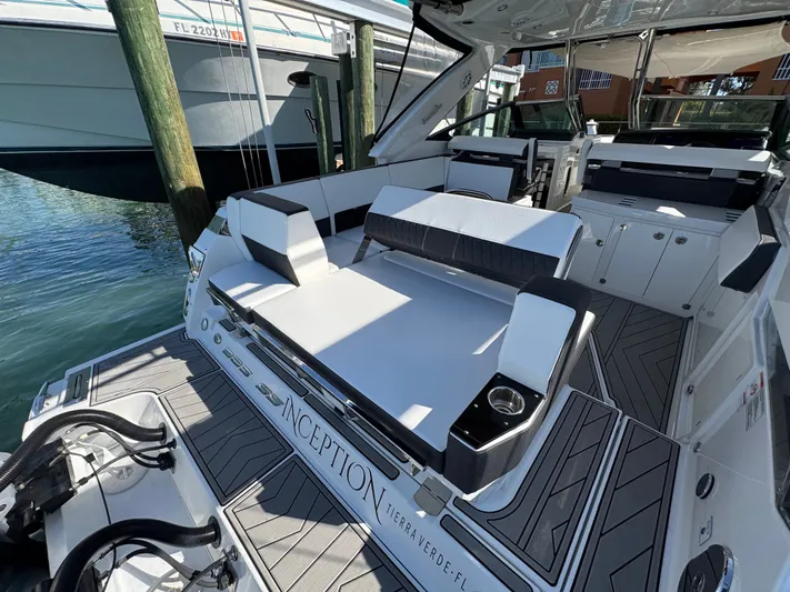 Inception Yacht Photos Pics 