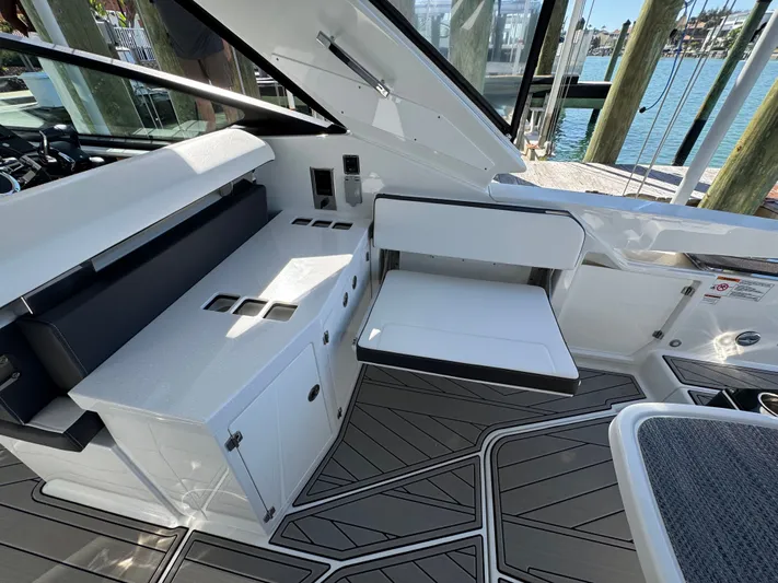 Inception Yacht Photos Pics 