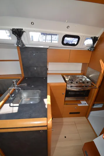 Swift Yacht Photos Pics 