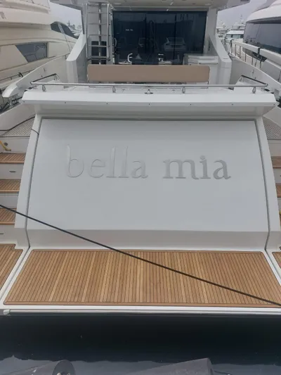 Bella Mia Yacht Photos Pics 2015 Azimut 77 S