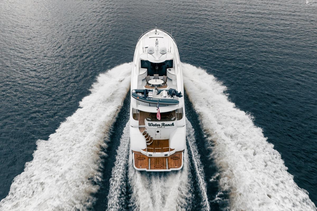 2003 Lazzara 80 