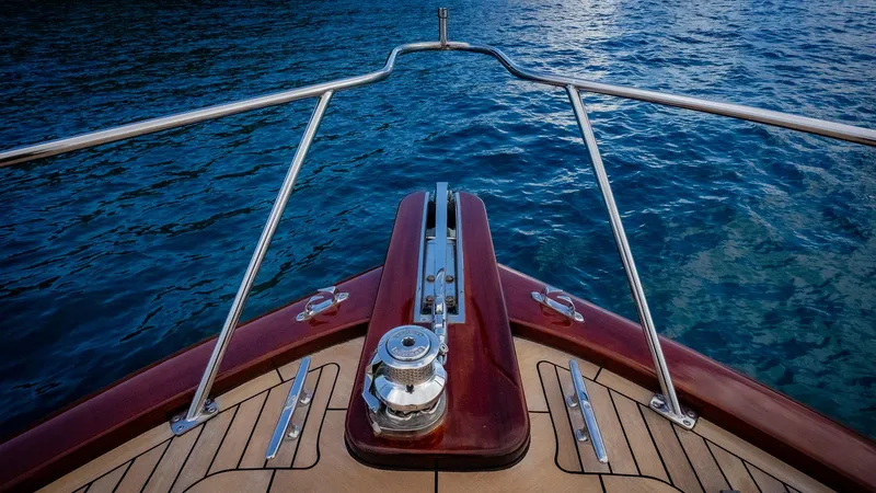 Trident Yacht Photos Pics 