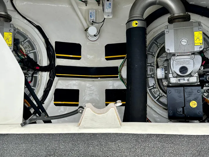 Encore Yacht Photos Pics Engine room of 2017 Sabre 42 Salon Express with visible mechanical components.