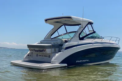 Regal 33 Express