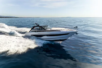 2024 Sunseeker Superhawk 55