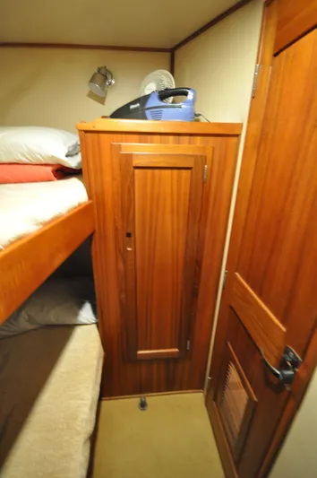 Nomad Yacht Photos Pics Guest Stateroom