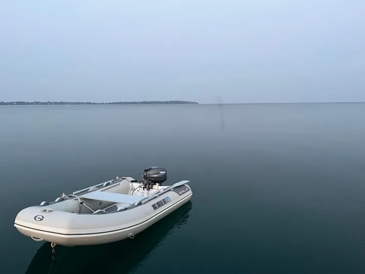 Nomad Yacht Photos Pics Dinghy