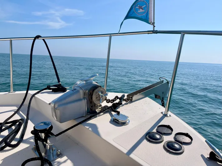 Nomad Yacht Photos Pics Windlass