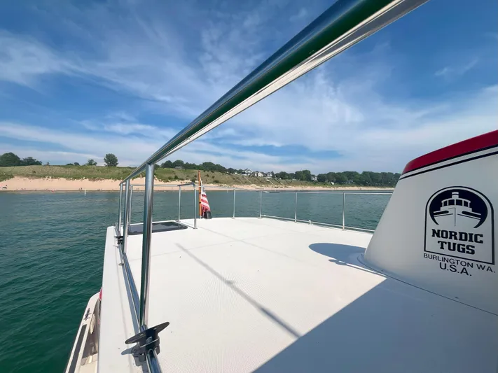 Nomad Yacht Photos Pics Salon Top