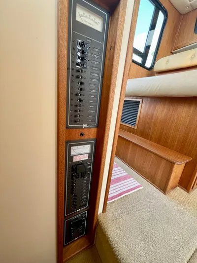 Nomad Yacht Photos Pics AC/DC Panel