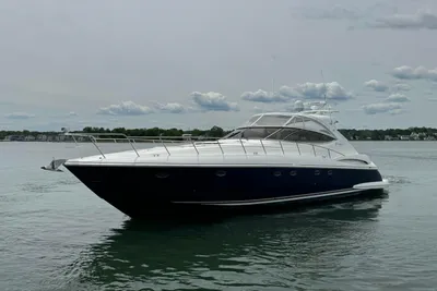 Cruisers Yachts 540 Express