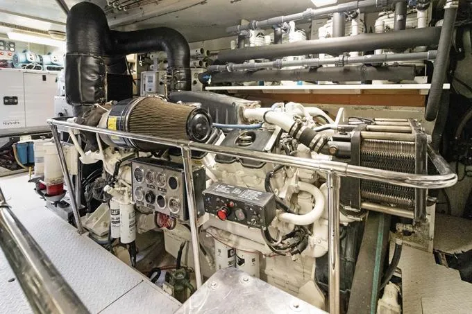 Ossum Dream Yacht Photos Pics Port Engine, New A/C