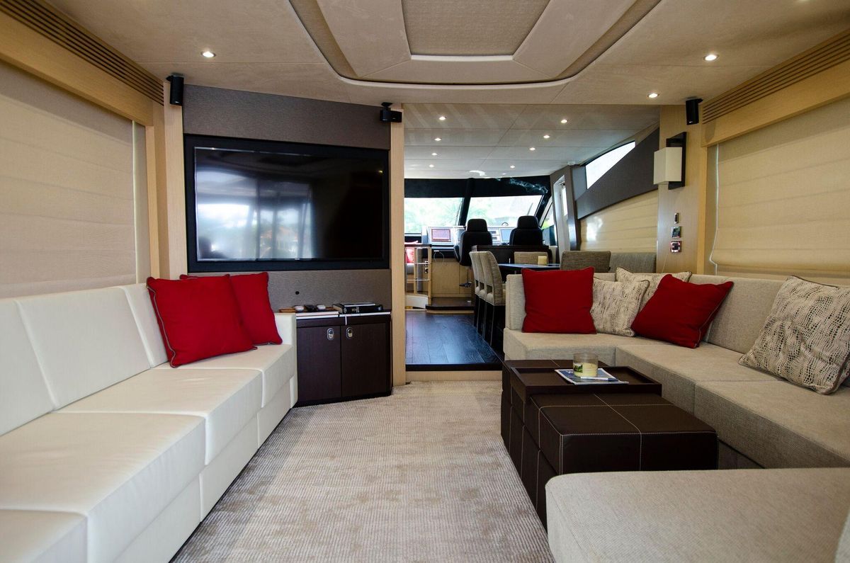 2018 Sunseeker 75 