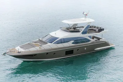2019 Azimut 66