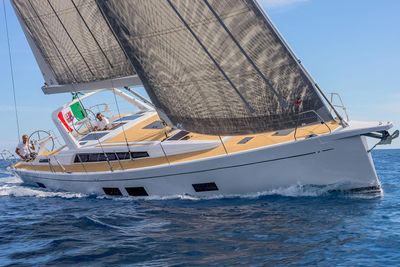 Yacht