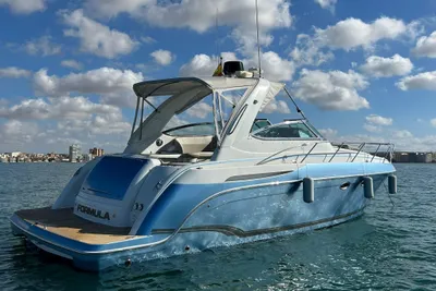 Formula 37 Performance Cruiser