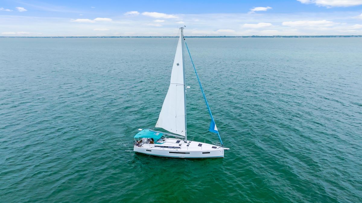 2019 Jeanneau 49 