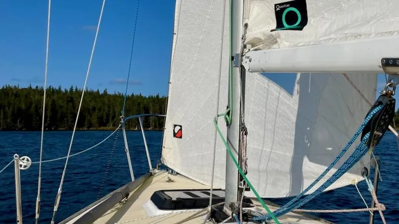 Forever Young Yacht Photos Pics 